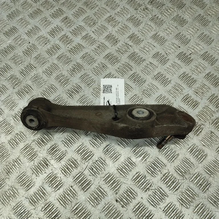 Aizmugurējā svira (dakša) 99634134105
