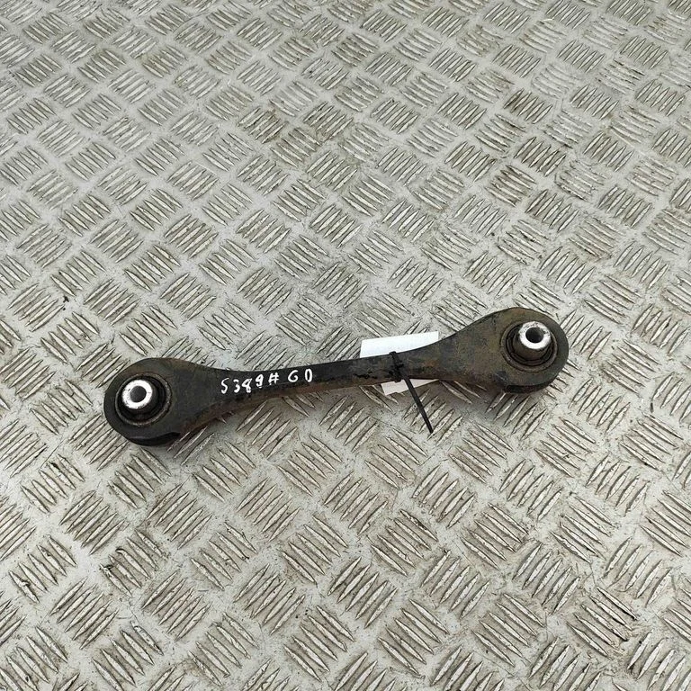 Aizmugurējā svira (dakša) 5Q0501529C
