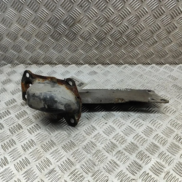 Rear upper control arm/wishbone – Volkswagen Sharan (2011-)