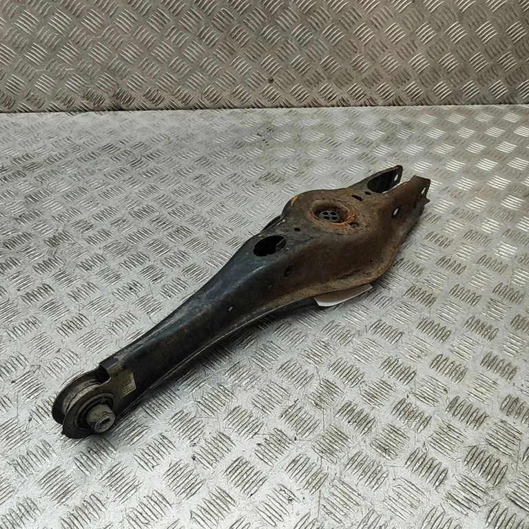 Rear upper control arm/wishbone – Volkswagen e-Golf (2014-)