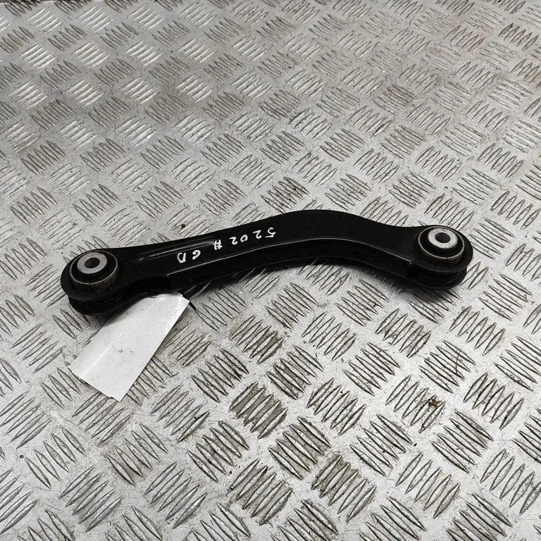Rear upper control arm/wishbone 6881201