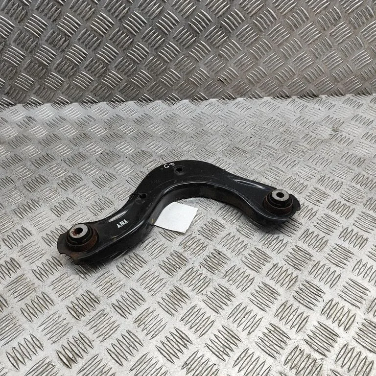 Rear upper control arm/wishbone 52510TNYJ00