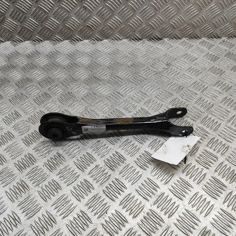 Tagumine ülemine õõtshoob 118842100A