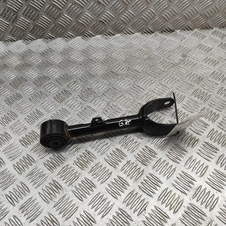Rear upper control arm/wishbone – Tesla Model Y (2020-)
