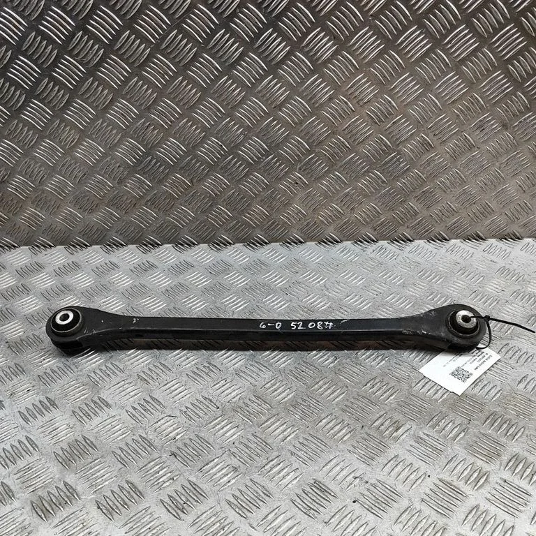 Tagumine ülemine õõtshoob – BMW X2 F39 (2018-2023)