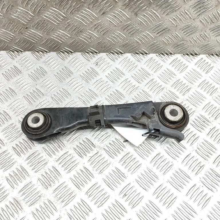 Rear upper control arm/wishbone – BMW 5 Series G30 G31 G38 (2016-)
