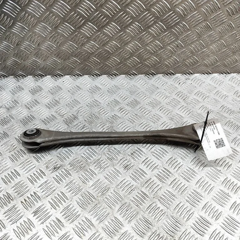 Aizmugurējā svira (dakša) 4M0501531Q
