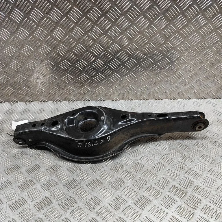 Rear upper control arm/wishbone KD3528350