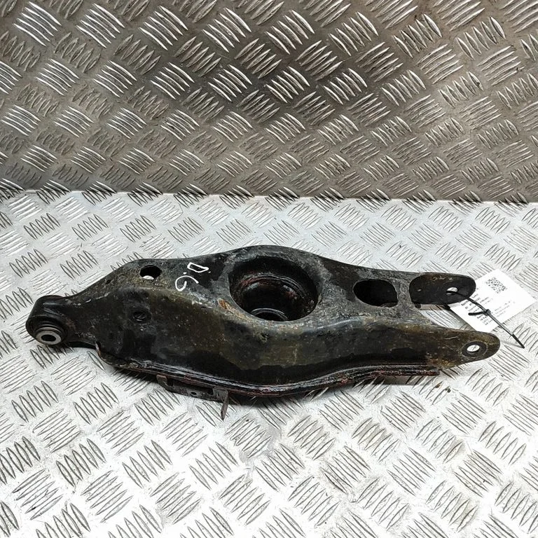 Aizmugurējā svira (dakša) 670036580