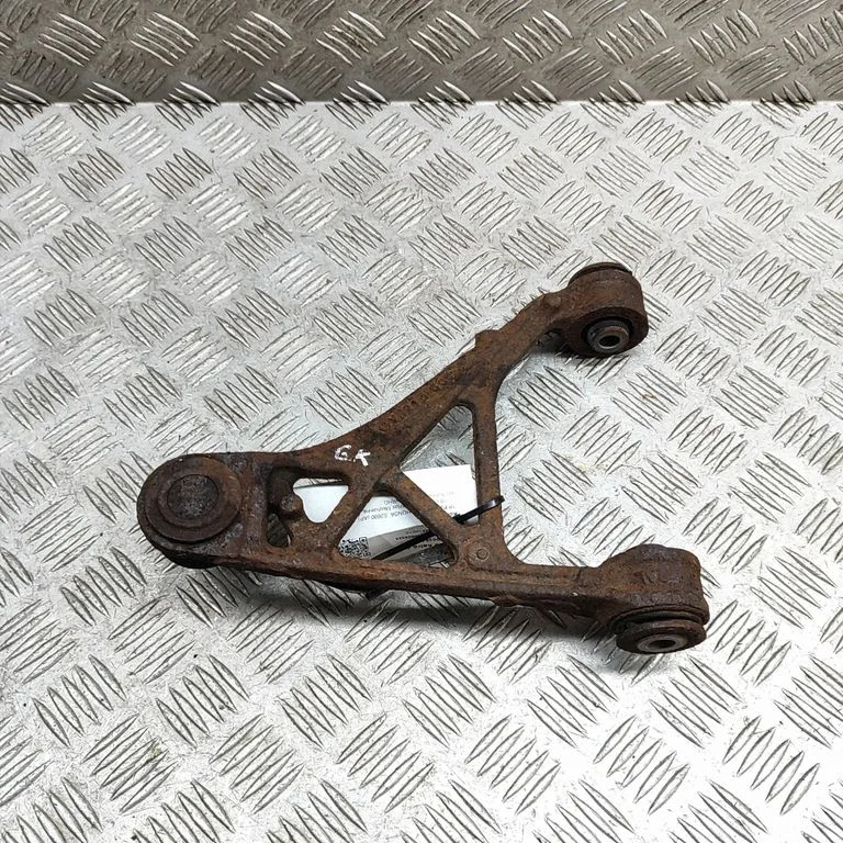 Tagumine ülemine õõtshoob 52360S2AG00