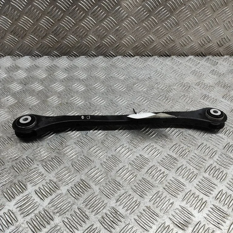 Aizmugurējā svira (dakša) 8W0501531D