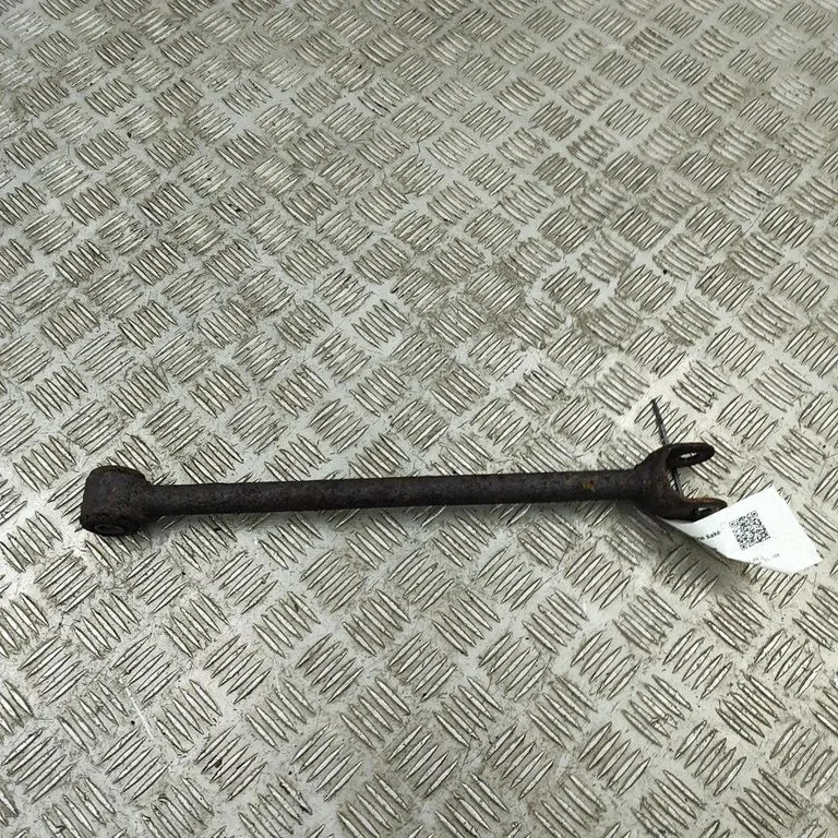 Wahacz tylny górny 4878014040 – Toyota Supra A80 (1993-2002)