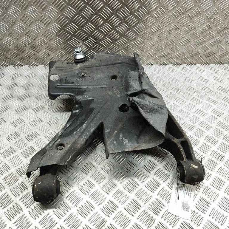 Rear upper control arm/wishbone A1673520200