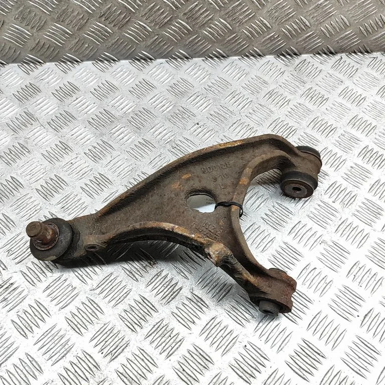Aizmugurējā svira (dakša) SU00300364