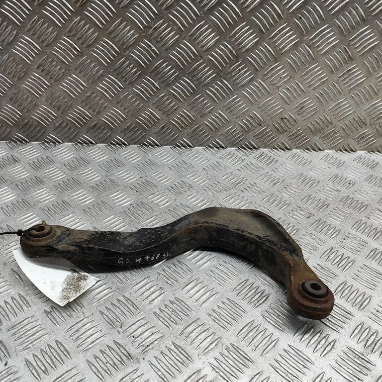 Aizmugurējā svira (dakša) 6G915500MAD