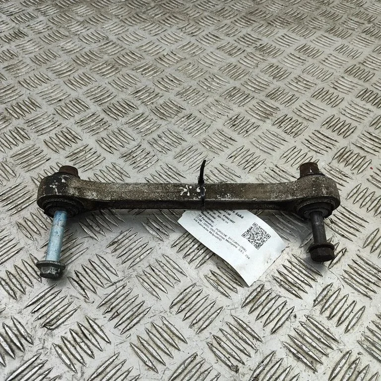 Tagumine ülemine õõtshoob 99633104702