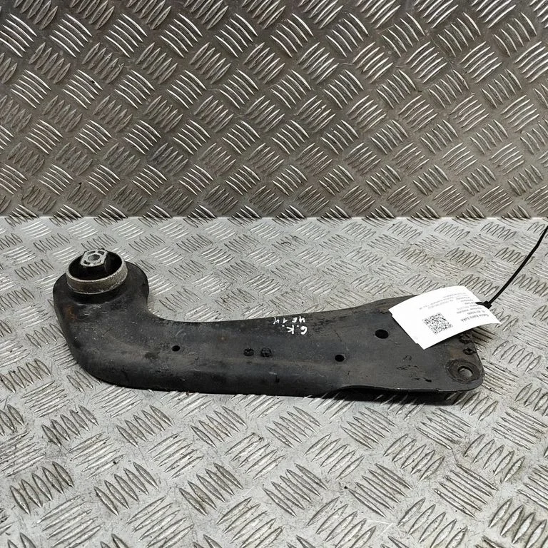Rear upper control arm/wishbone – Volkswagen Passat B7 USA (2012-2019)