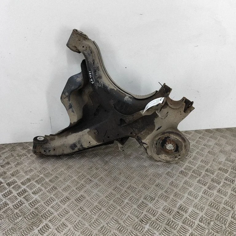 Aizmugurējā svira (dakša) A4473505000