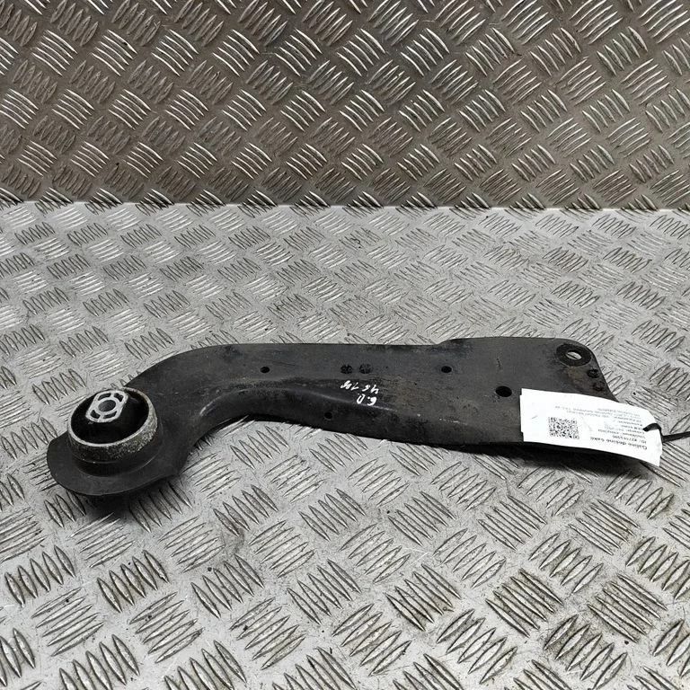 Rear upper control arm/wishbone – Volkswagen Passat B7 USA (2012-2019)