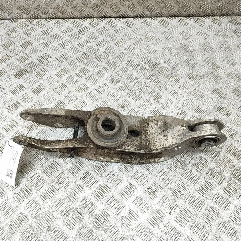 Rear upper control arm/wishbone 4M0505311G
