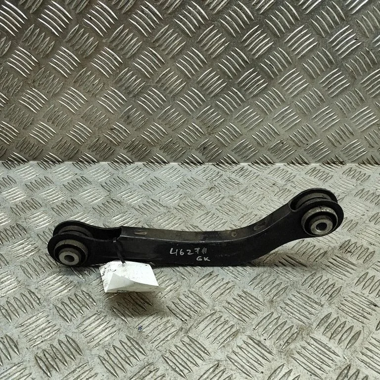 Rear upper control arm/wishbone 6881201