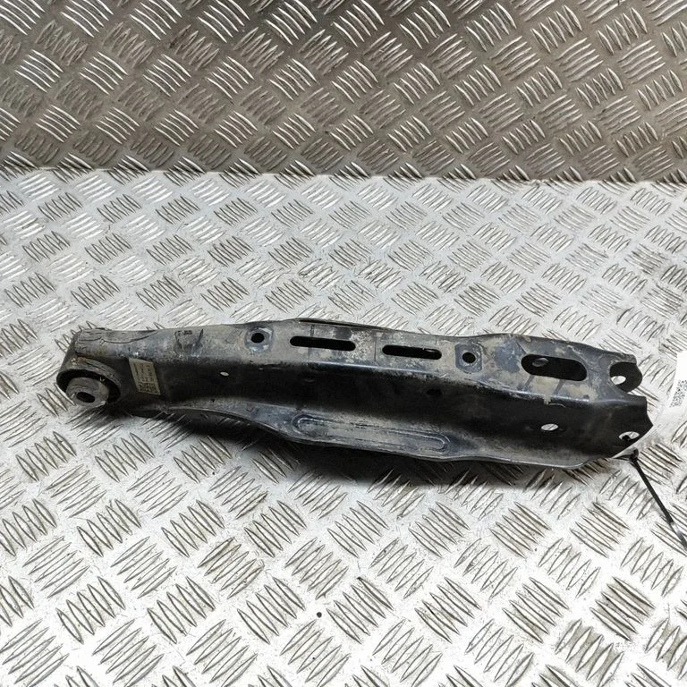 Wahacz tylny górny 1EA505311E