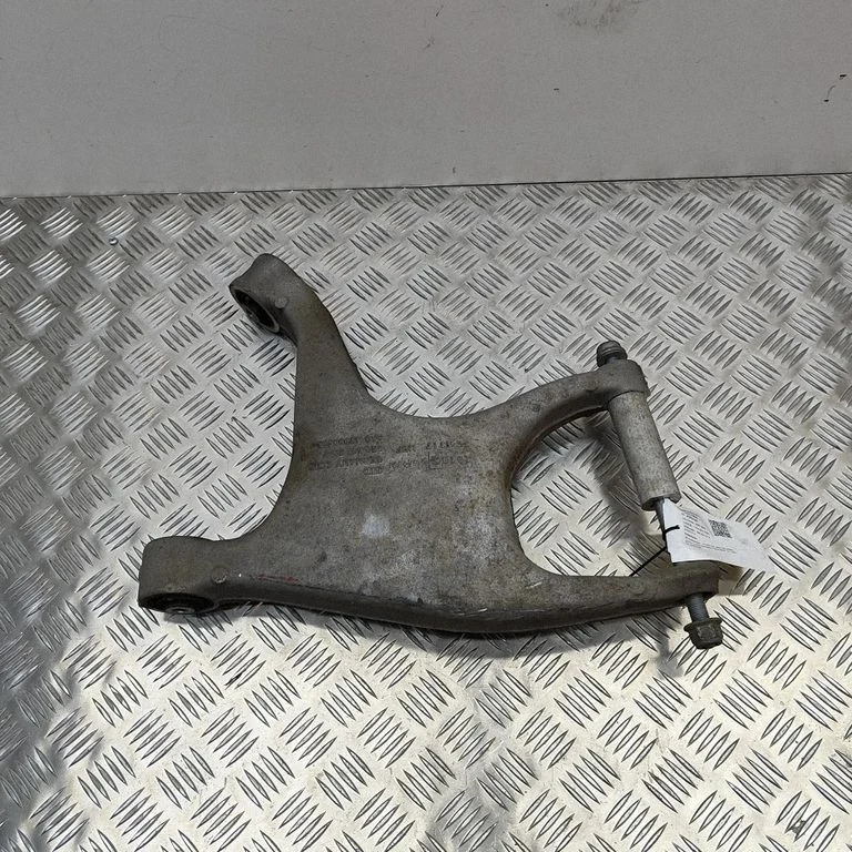 Rear upper control arm/wishbone – Porsche Macan (95B) (2019-)
