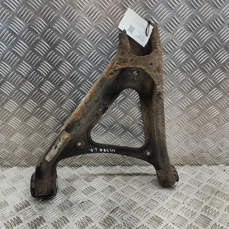 Aizmugurējā svira (dakša) 95831104200