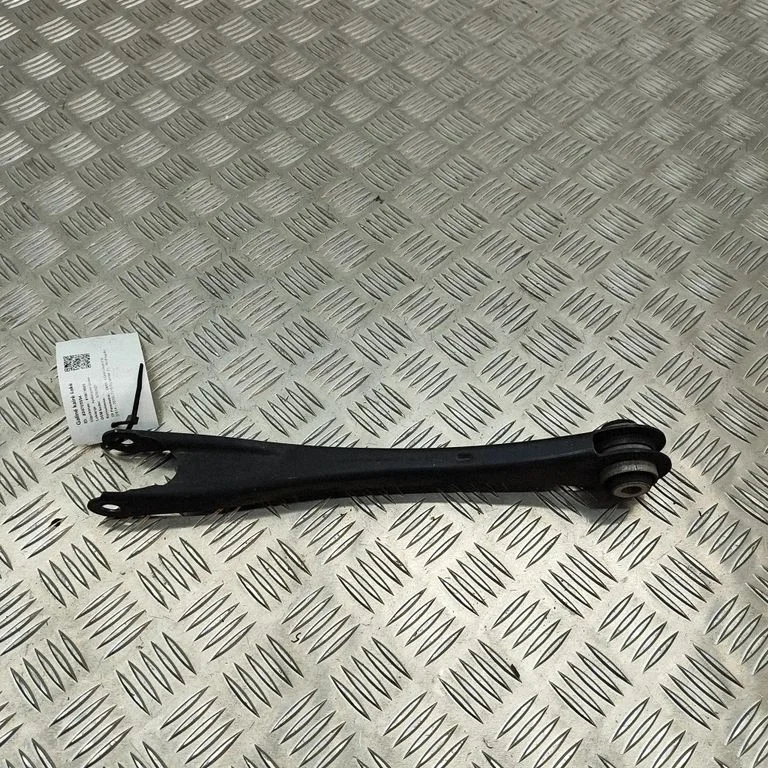 Tagumine ülemine õõtshoob – BMW 4-seeria F36 Gran coupe (2014-2017)