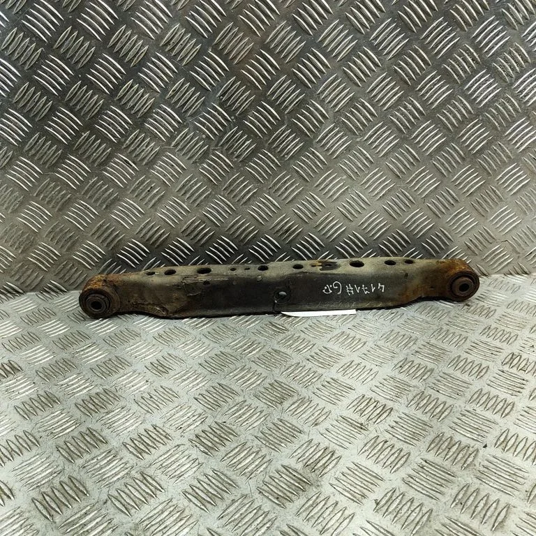 Aizmugurējā svira (dakša) 55110JD000