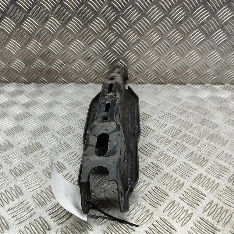 Wahacz tylny górny 1EA505311E