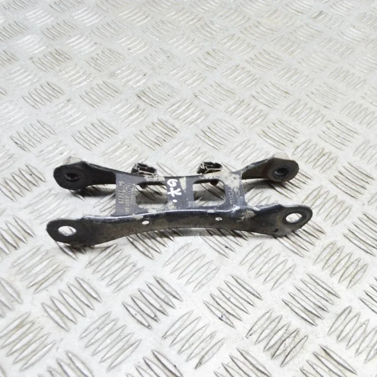 Aizmugurējā svira (dakša) 6867881