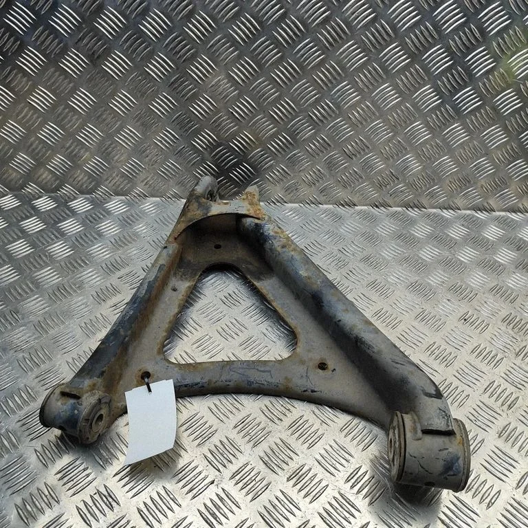 Aizmugurējā svira (dakša) 7L0505351AA