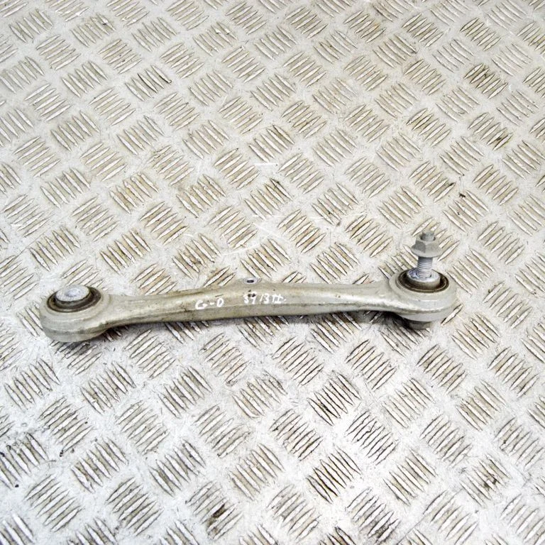 Aizmugurējā svira (dakša) 102742100E
