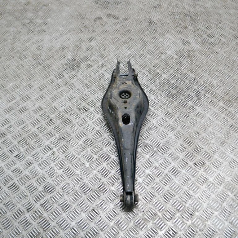 Rear upper control arm/wishbone 3Q0505371E – Audi RS Q8 (2019-)