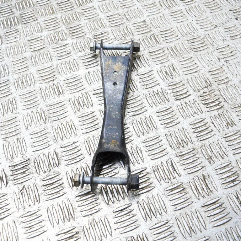 Rear upper control arm/wishbone 6867880