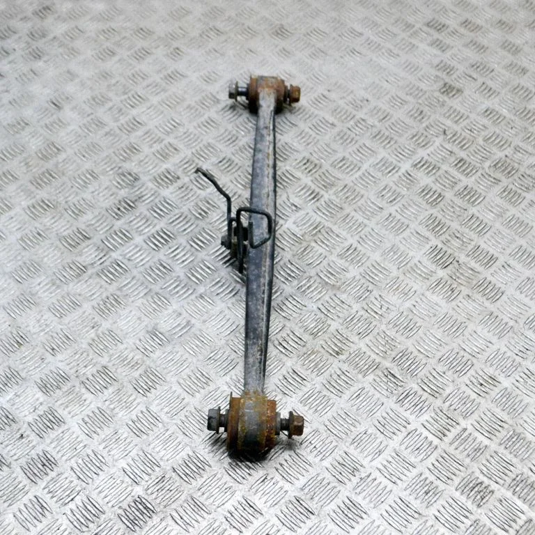 Rear upper control arm/wishbone – Dodge RAM 1500 DS (2009-)