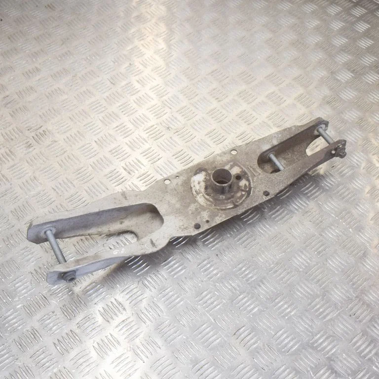 Rear upper control arm/wishbone – Mercedes-Benz CLA-Class C117 X117 W117 (2013-2019)