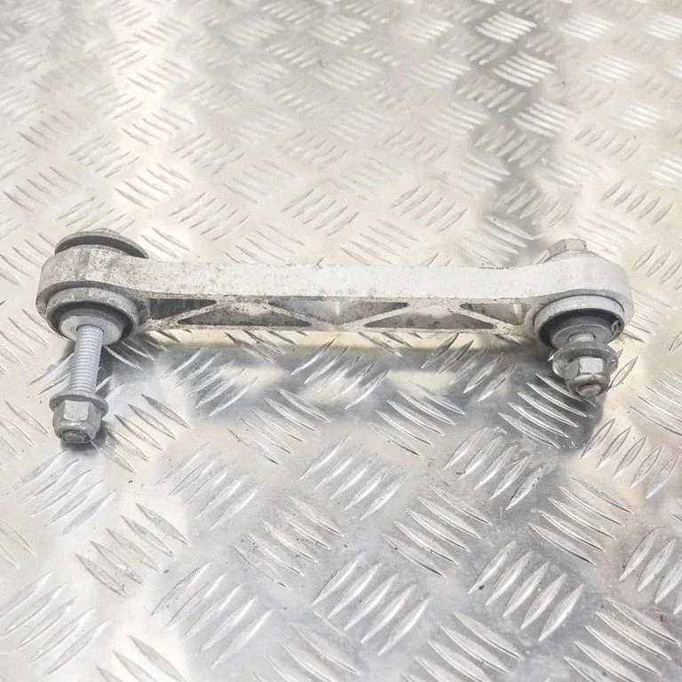 Rear upper control arm/wishbone – Tesla Model S (2012-)