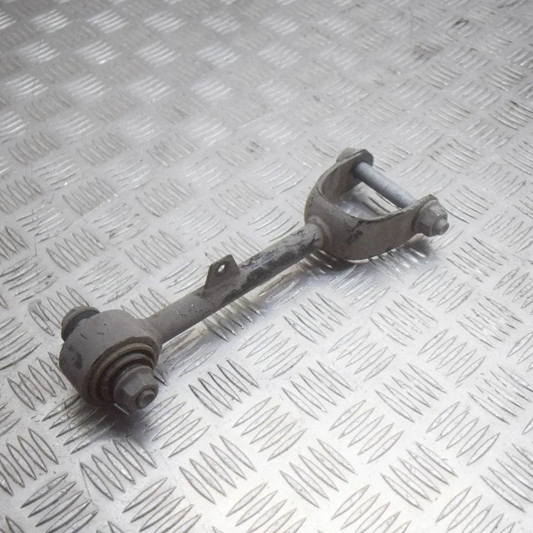 Rear upper control arm/wishbone – Tesla Model S (2012-)