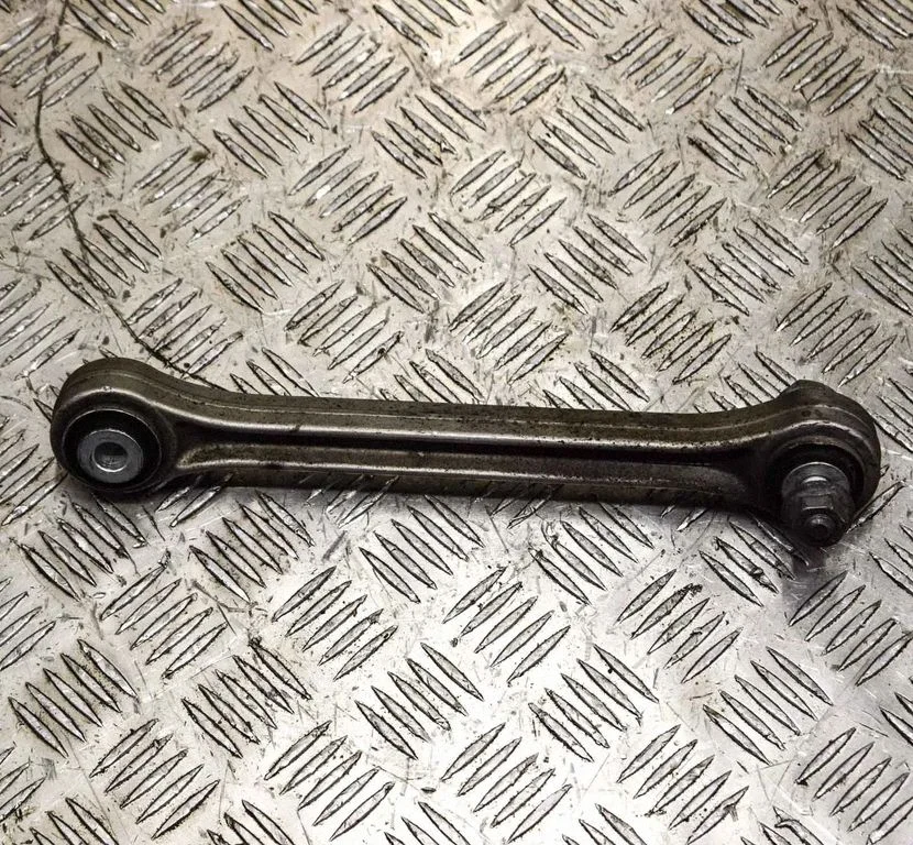 Rear upper control arm/wishbone – Porsche 997 (2004-2012)