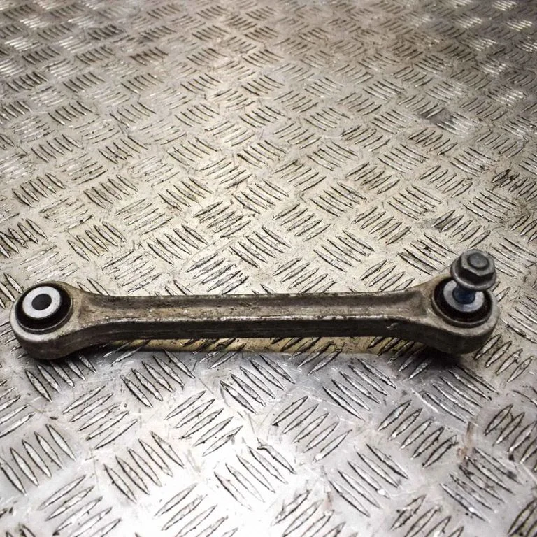 Rear upper control arm/wishbone – Porsche 997 (2004-2012)