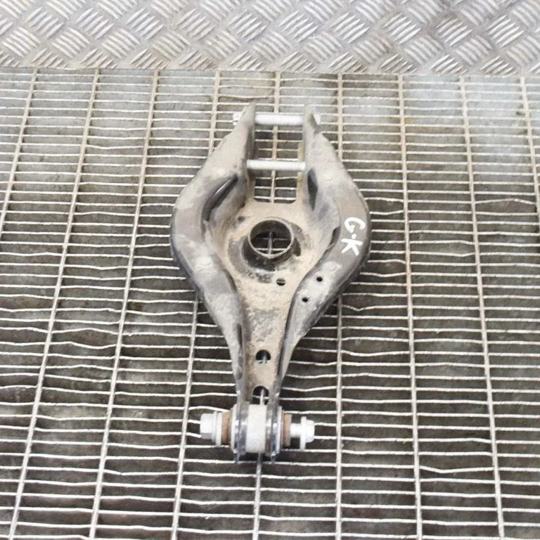 Rear upper control arm/wishbone – BMW 3 Series G20 G21 (2019-)