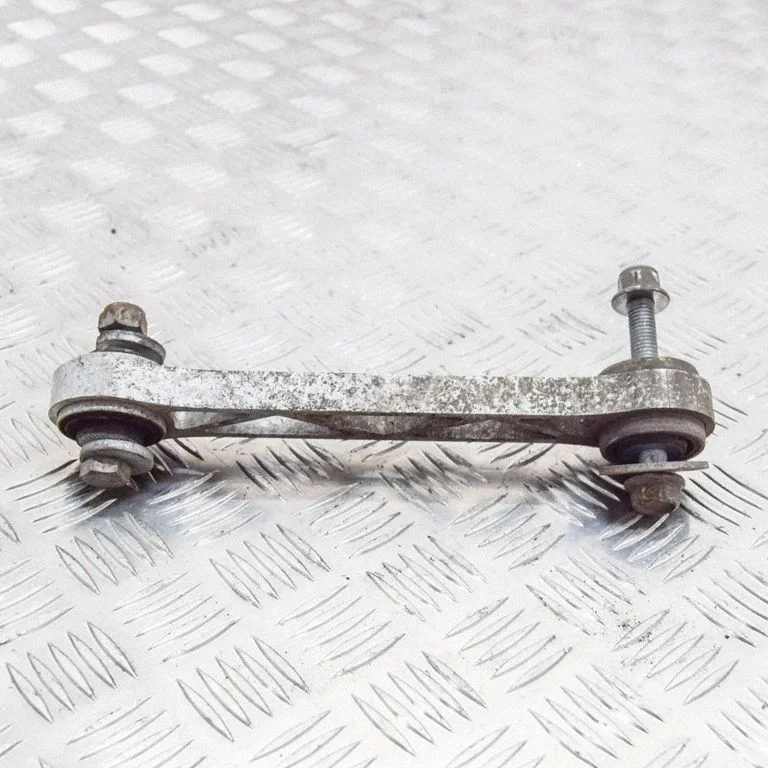Rear upper control arm/wishbone 104396400C