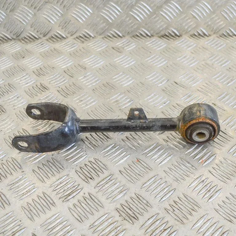 Rear upper control arm/wishbone – Tesla Model S (2012-)