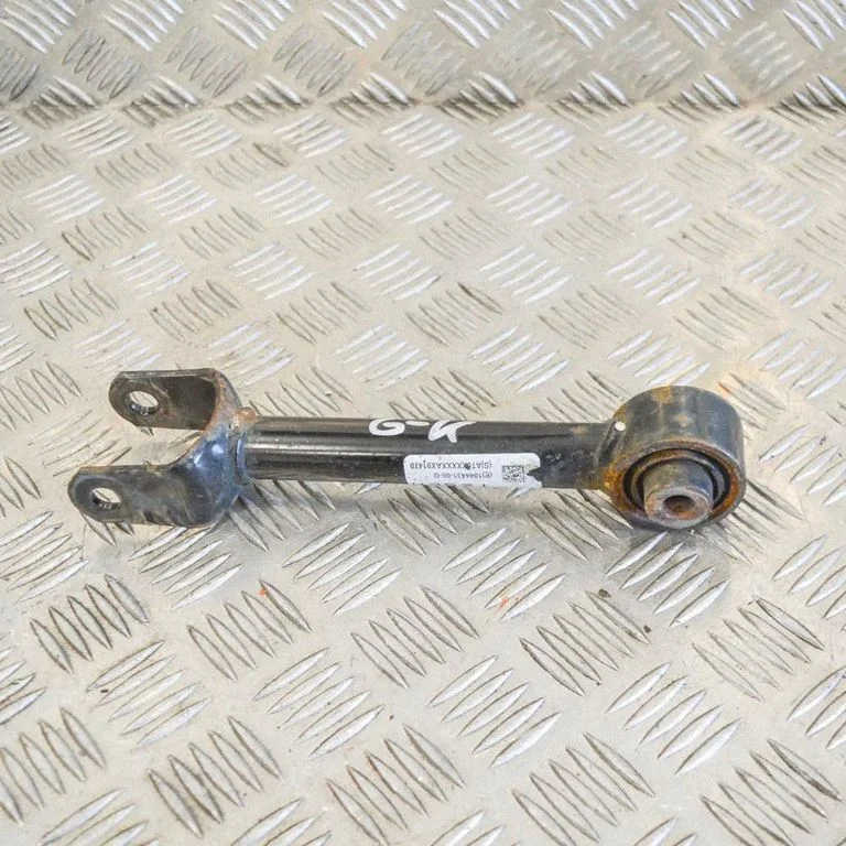 Rear upper control arm/wishbone 104443100G