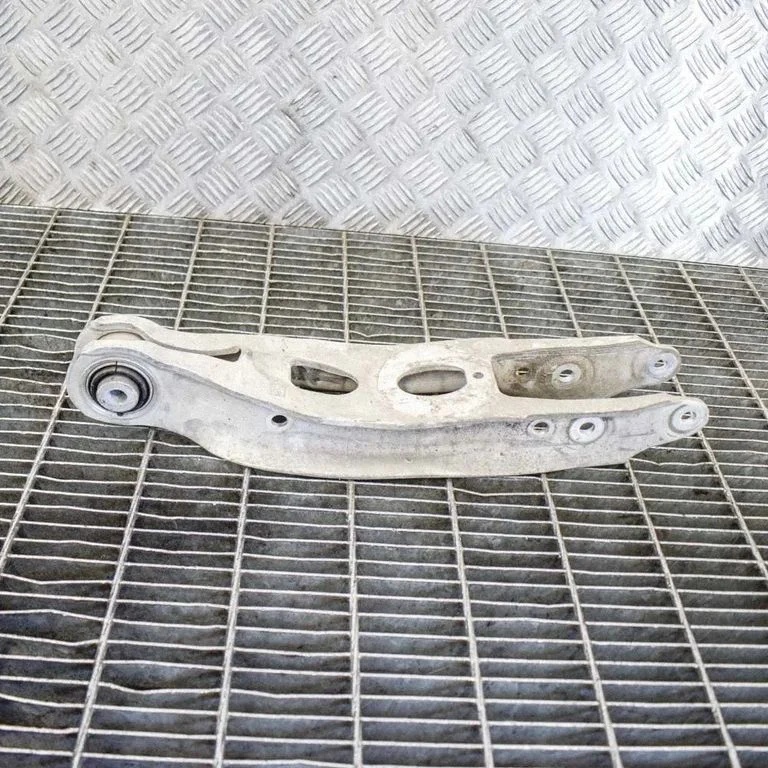 Rear upper control arm/wishbone 8W0505311H