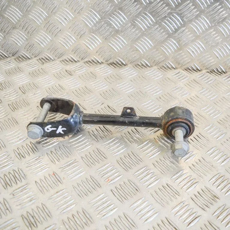Rear upper control arm/wishbone – Tesla Model S (2012-)