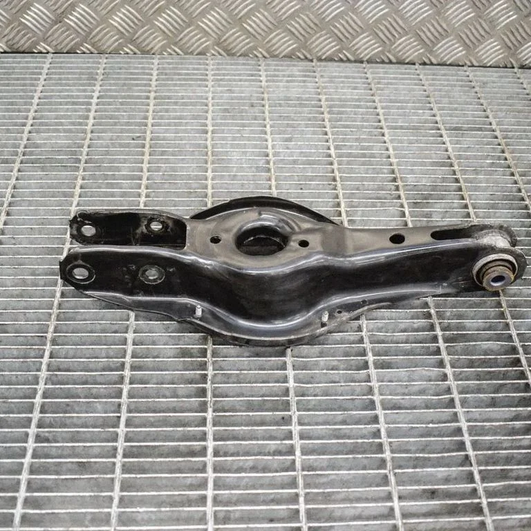 Rear upper control arm/wishbone – BMW 4 Series F32 F33 (2013-2020)