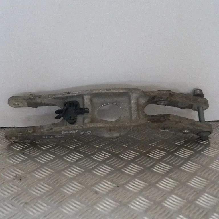 Aizmugurējā svira (dakša) A2053300